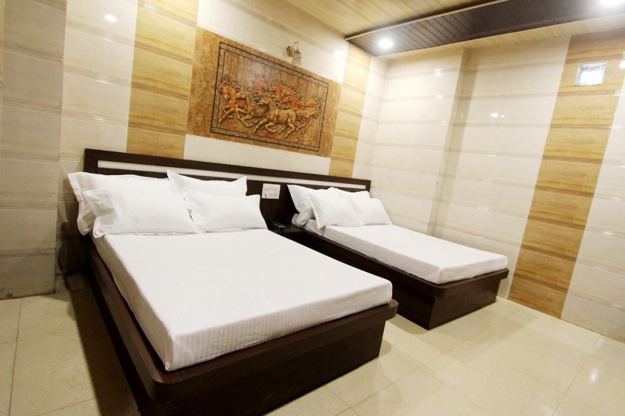 Hotel Raj Inn Ajmer Sharif Esterno foto